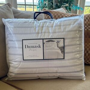 Brand New Charter Club Damask Designs Seersucker Ombre Stripe Comforter Set